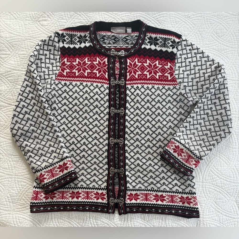 Alpine Scandinavia Cardigan with Pewter Clasps Small Croft & Barrow - Picture 3 of 7